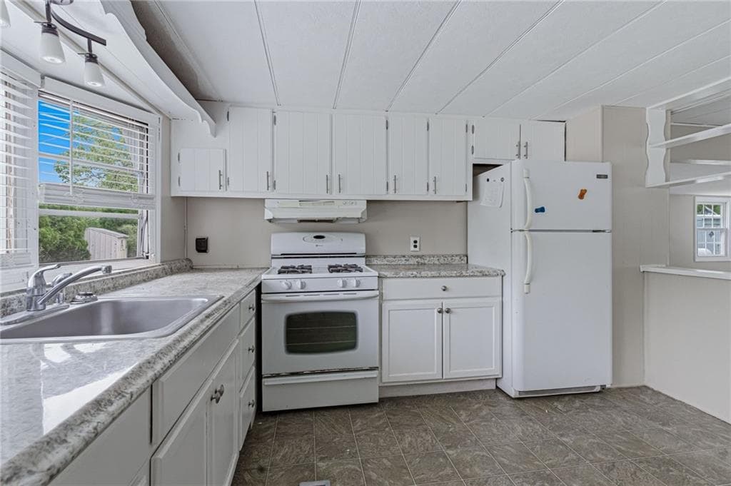 53 Park Lane - Photo 2
