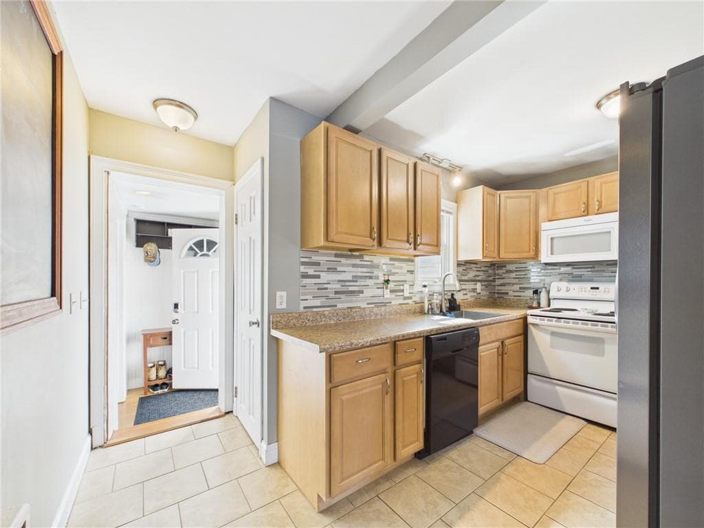 122 Gordon Avenue - Photo 3