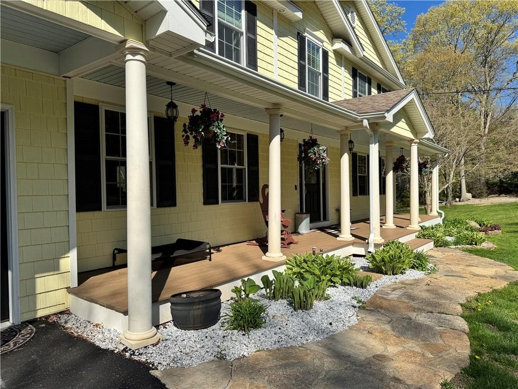 71 Rolling Hill Drive - Photo 3