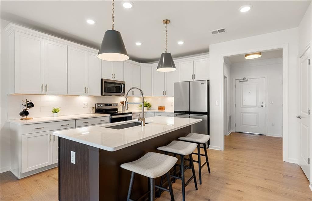 141 East Point Drive #104 - Photo 4