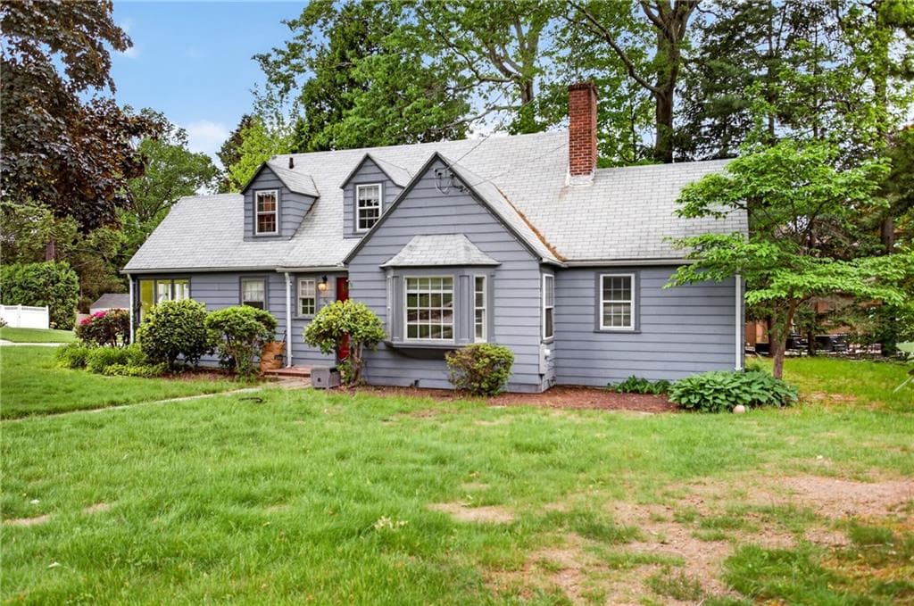 64 White Birch Road - Photo 2