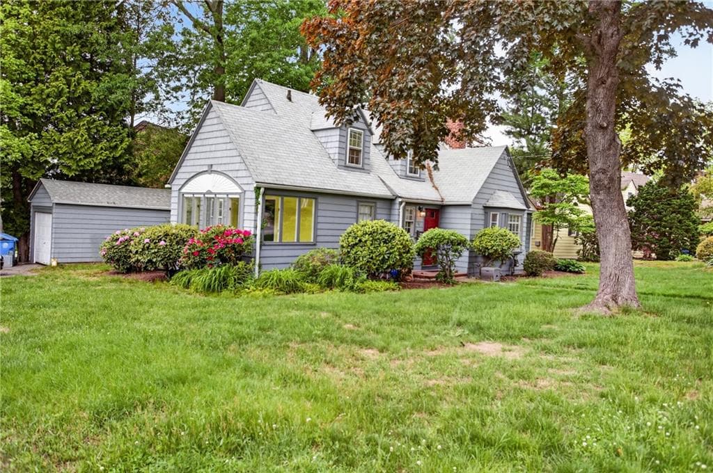 64 White Birch Road - Photo 3