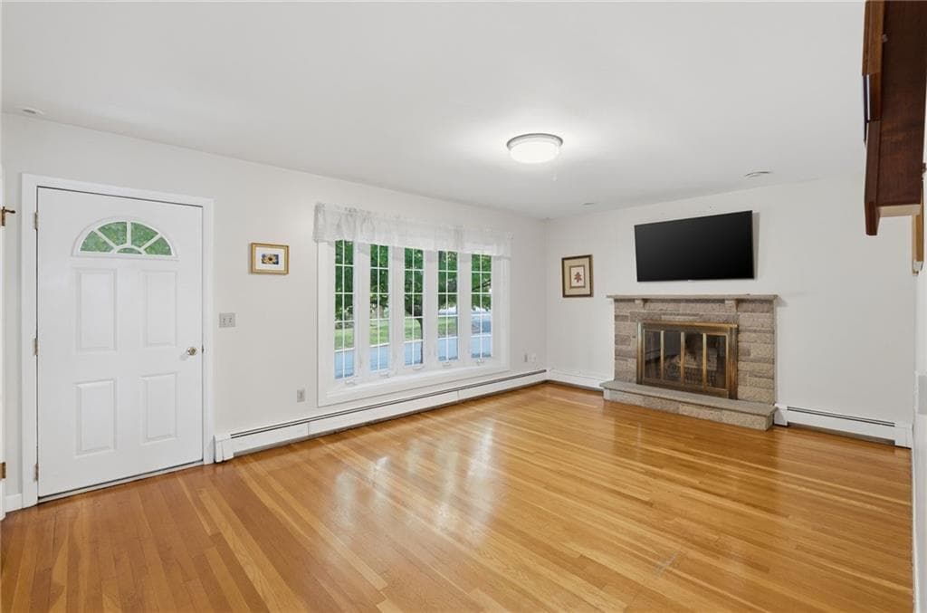 29 Parker St Street - Photo 2