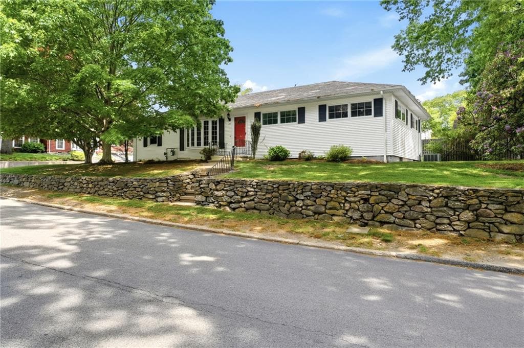 29 Parker St Street