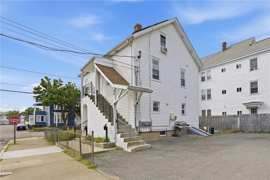 46 Lilac Street - Photo 2