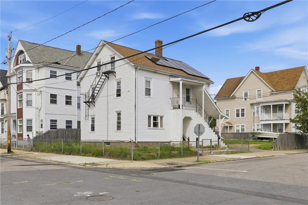 46 Lilac Street - Photo 3