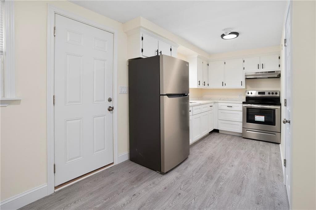 370 Montgomery Avenue - Photo 4