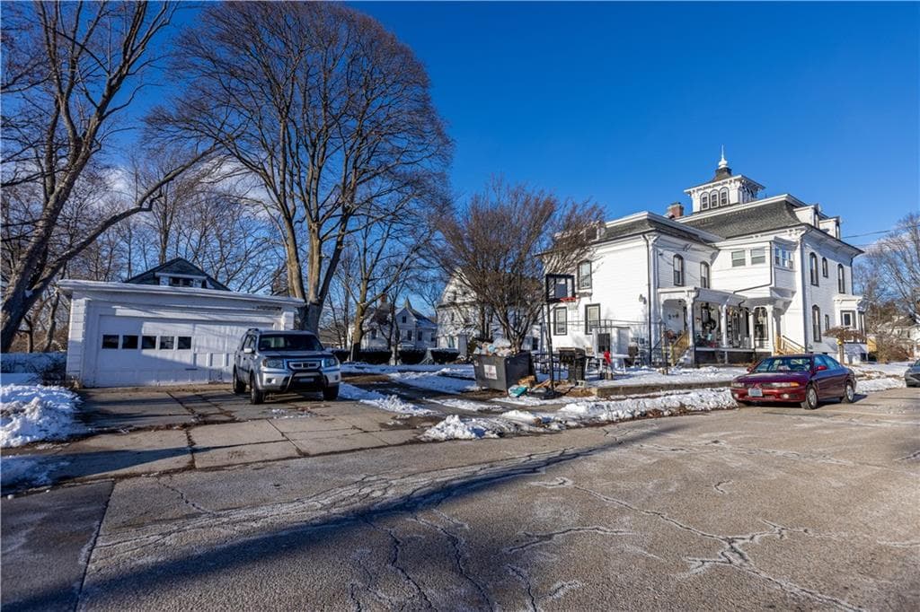 274 Harris Avenue - Photo 5