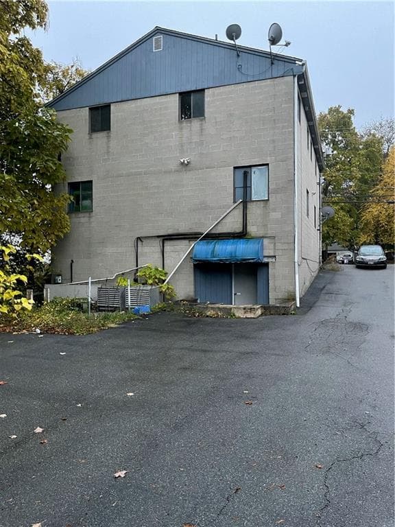 86 Mapleville Main Street - Photo 2