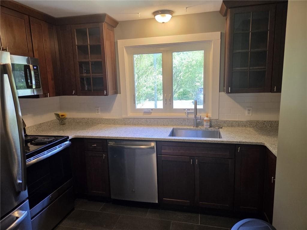 21 Sterling Drive #12 - Photo 4