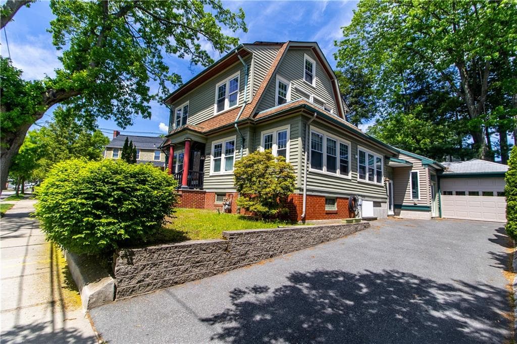 451 River Avenue - Photo 5