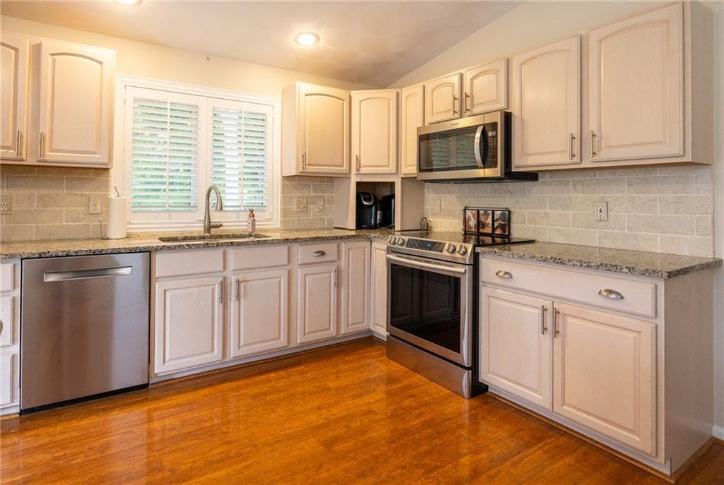 35 Sachem Road - Photo 3