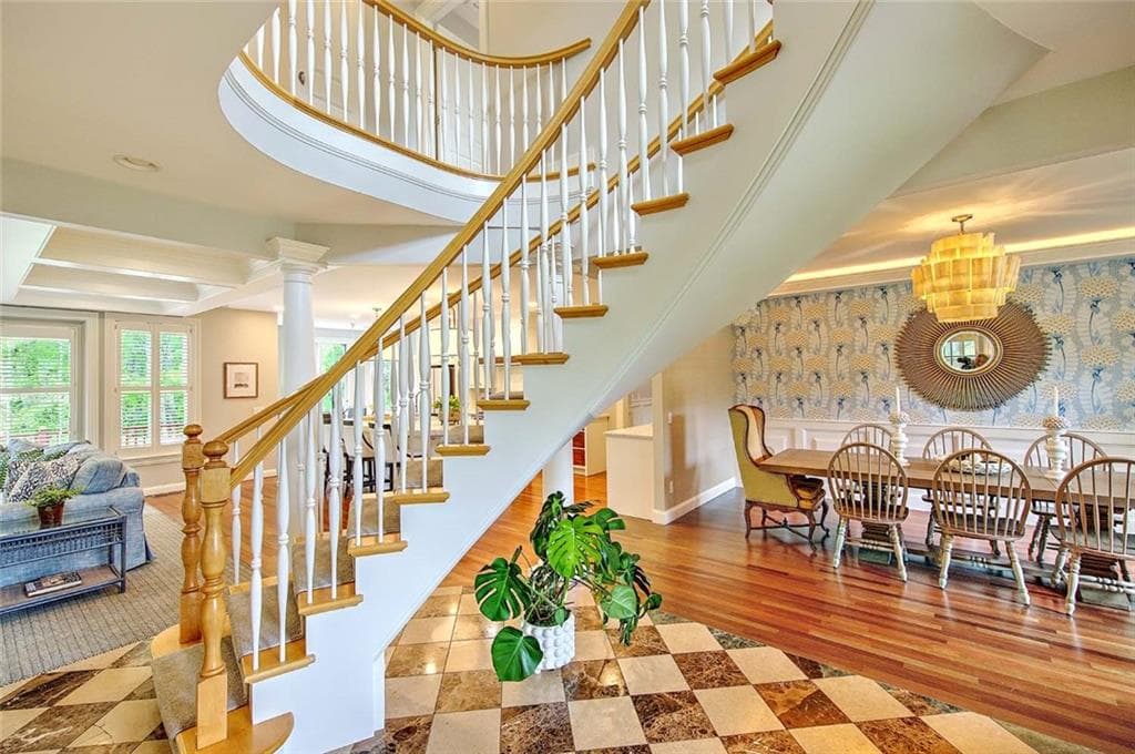 357 CONGDON Drive - Photo 5