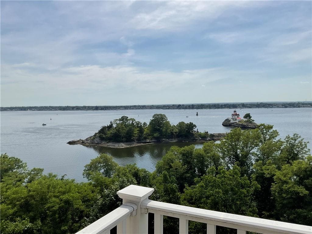 33 Bullocks Point Avenue #5C - Photo 2