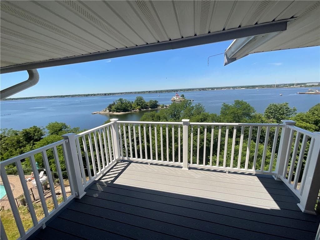 33 Bullocks Point Avenue #5C - Photo 3