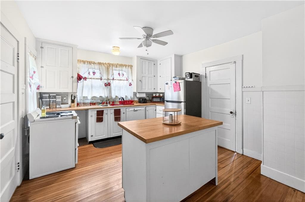 136 Armington Street - Photo 4