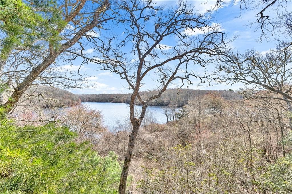 2717 Commodore Oliver Hazard Perry Highway - Photo 3