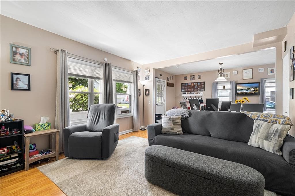 56 Cottage Street - Photo 5