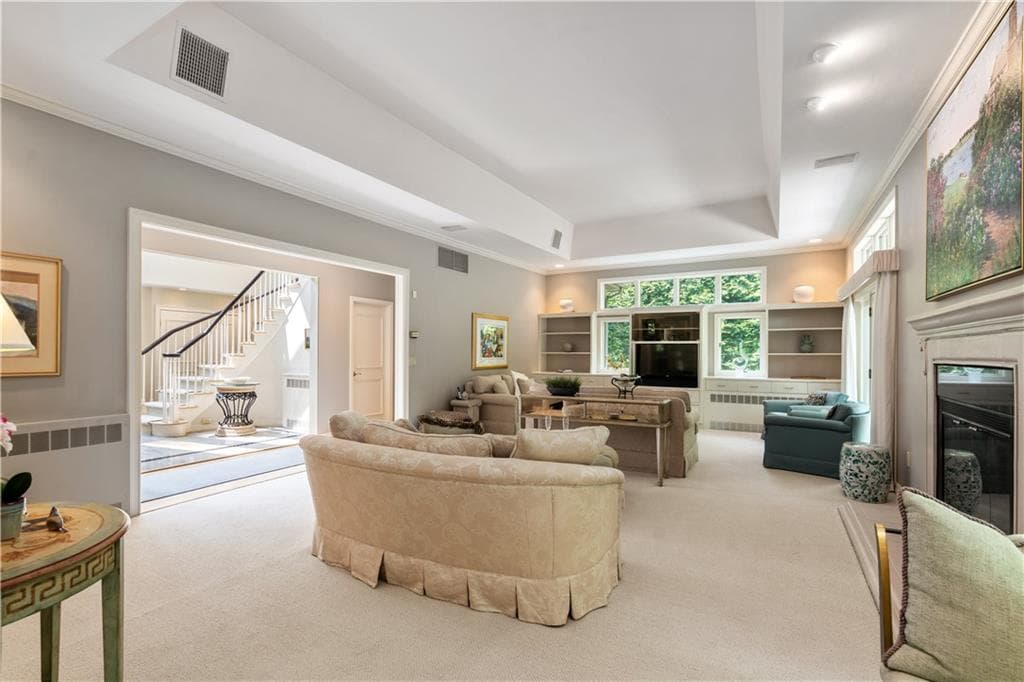 7 Oak Tree Lane - Photo 4