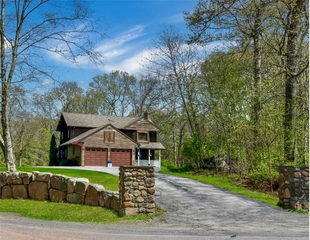 2 Overlook Drive - Photo 1