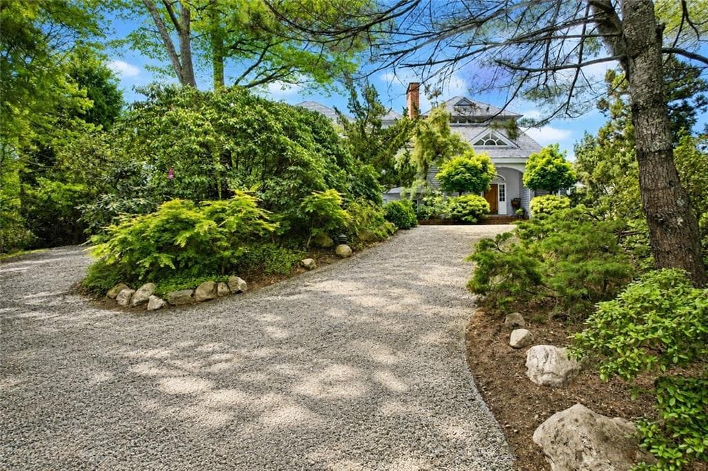 18 Hills Road - Photo 3