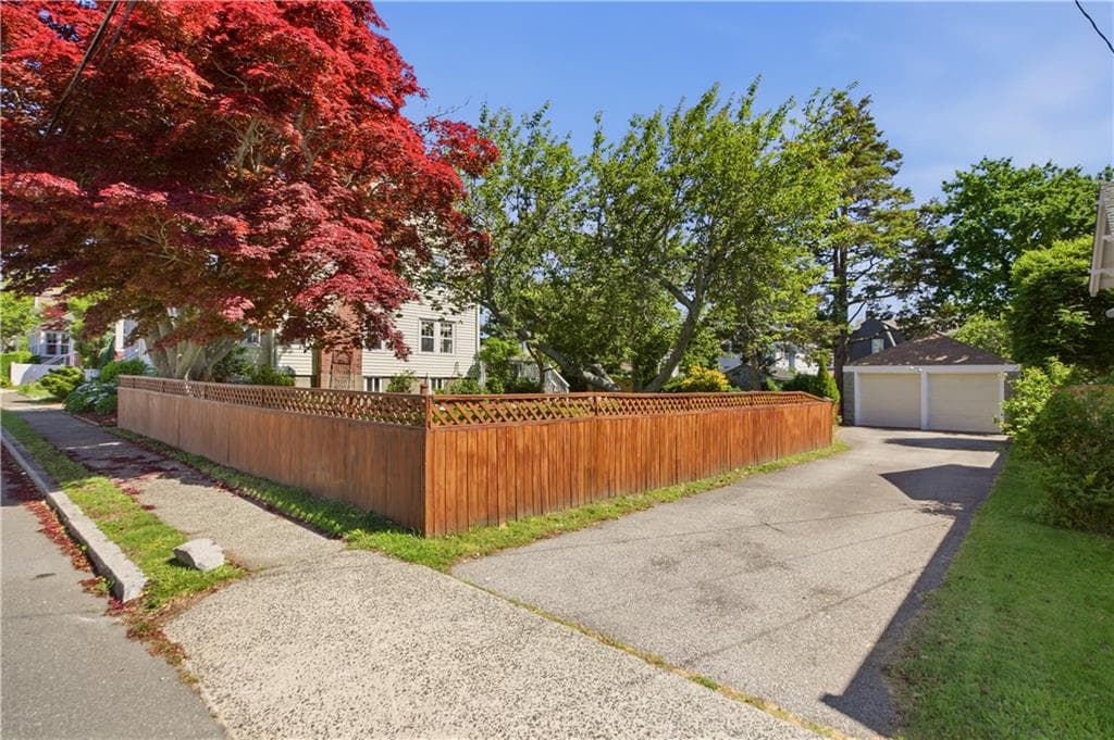 138 Gibbs Avenue - Photo 5