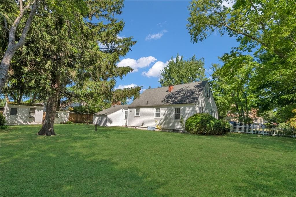 216 Riverside Avenue - Photo 3
