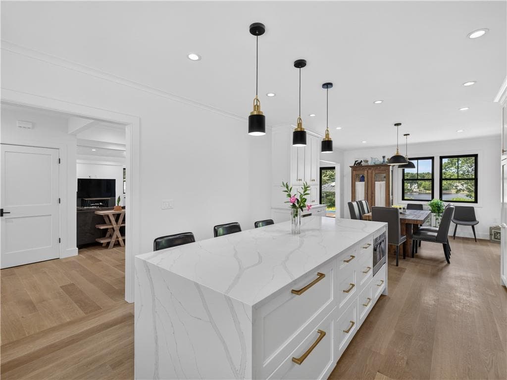 34 Lanphere Road - Photo 5