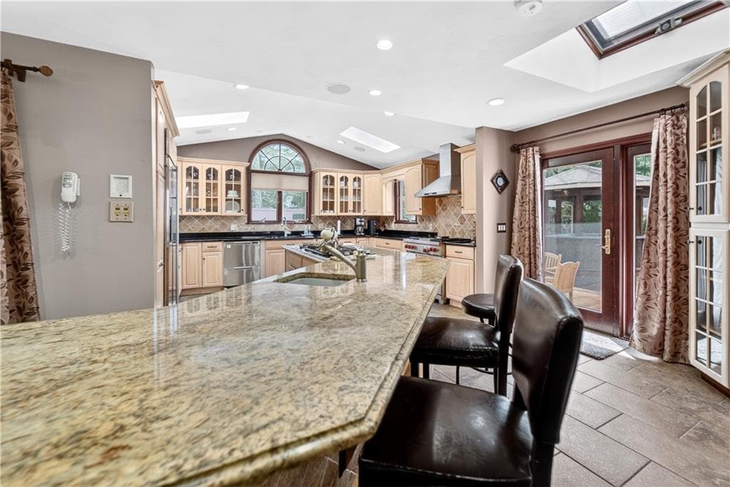 9 Sugar Maple Drive - Photo 3