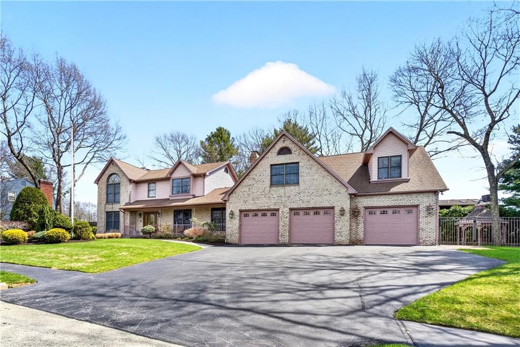 9 Sugar Maple Drive - Photo 1
