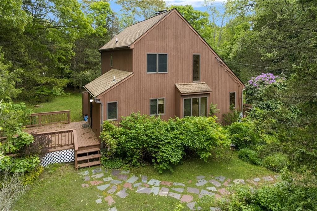 56 Lakeside Drive