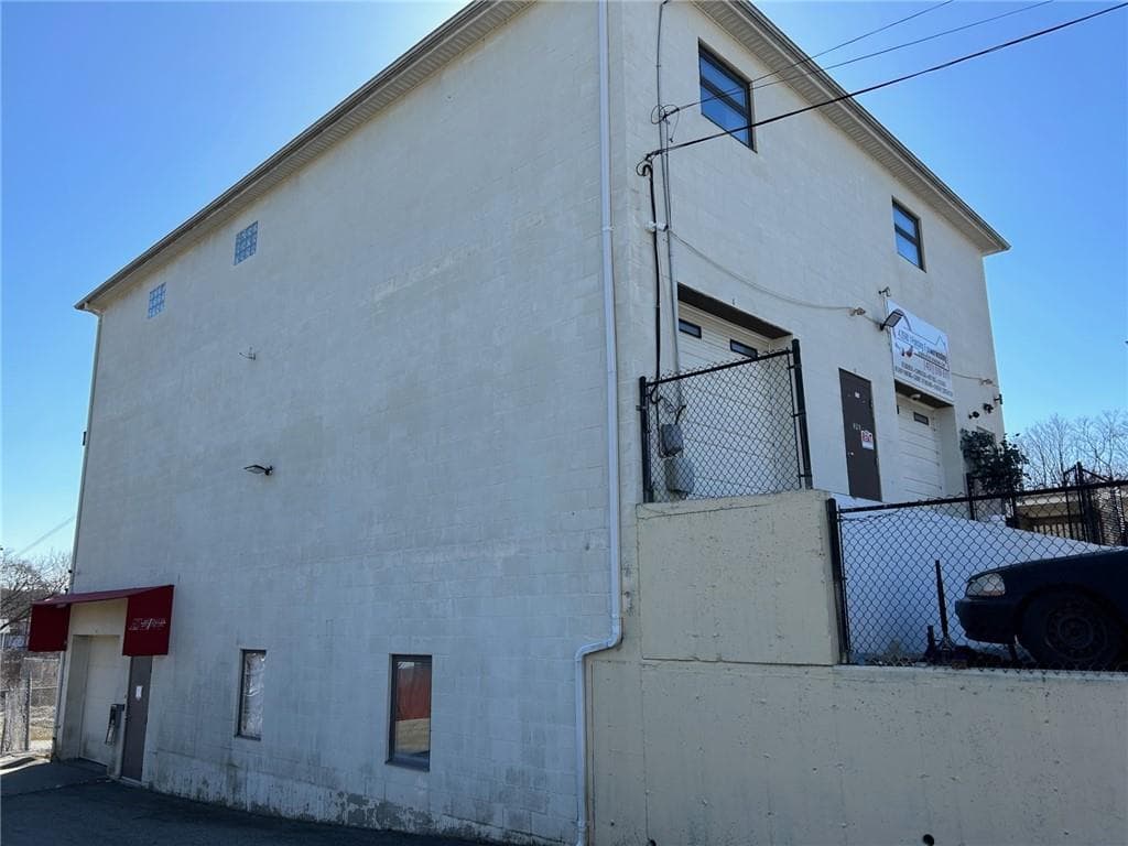 39 Greenville Avenue - Photo 4