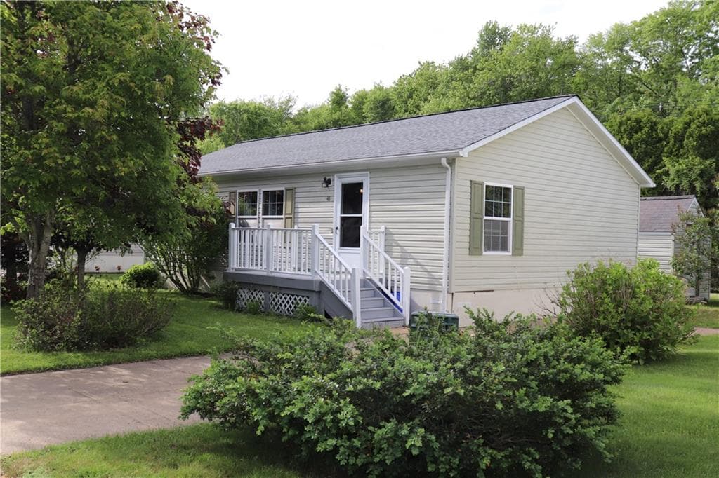 48 Songbird Lane