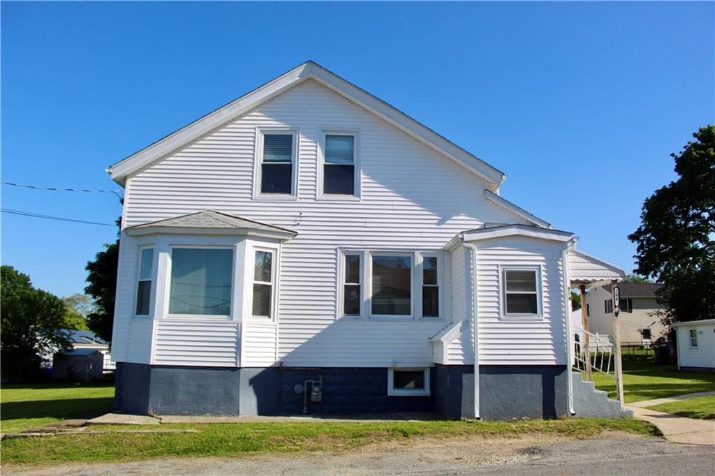 204 Lewis Street
