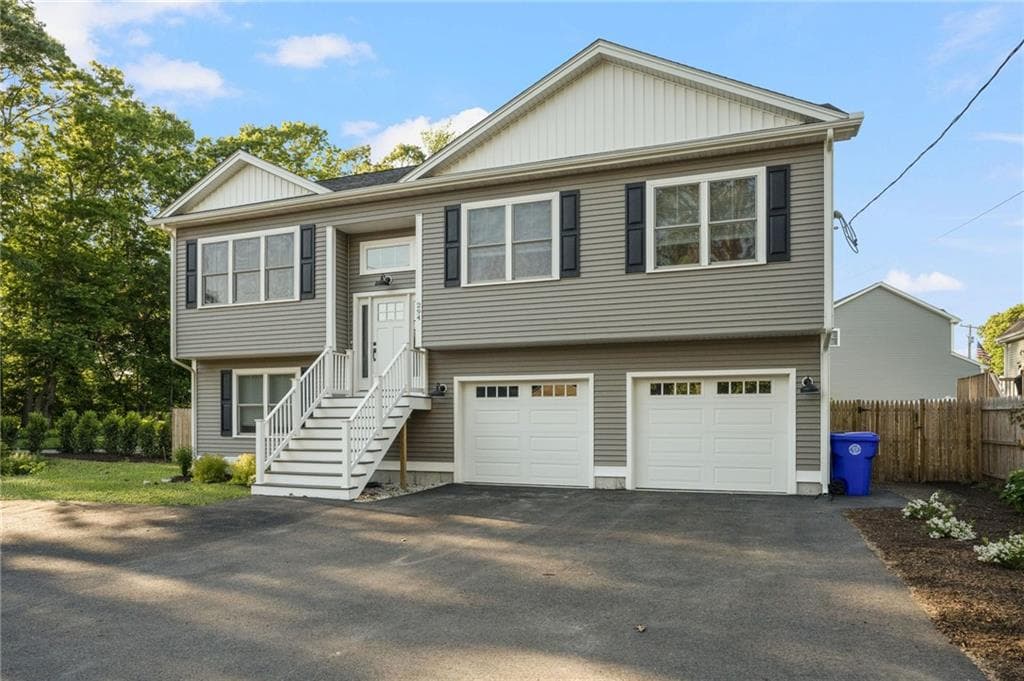 294 East Greenwich Avenue - Photo 3