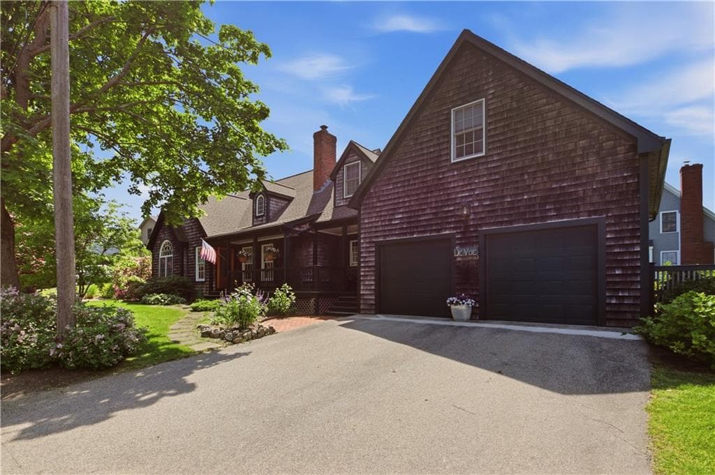 82 Clinton Avenue - Photo 3