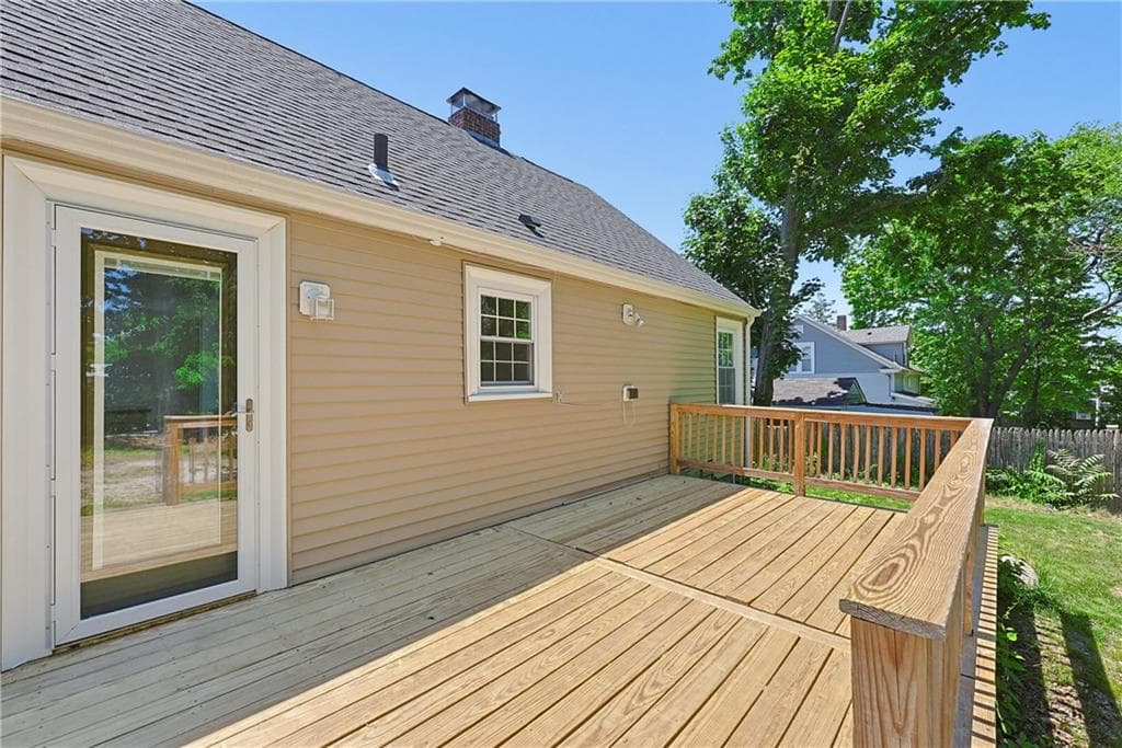 14 jenks Street - Photo 5