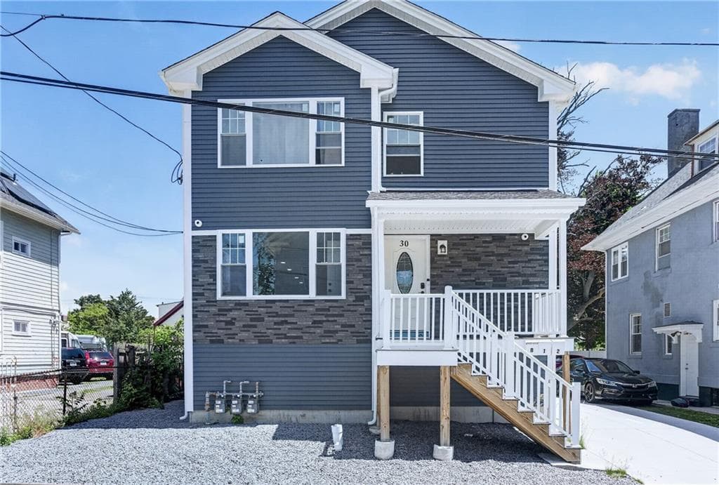 30 Deborah Street - Photo 2