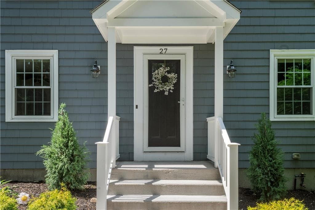27 Christine Drive - Photo 5