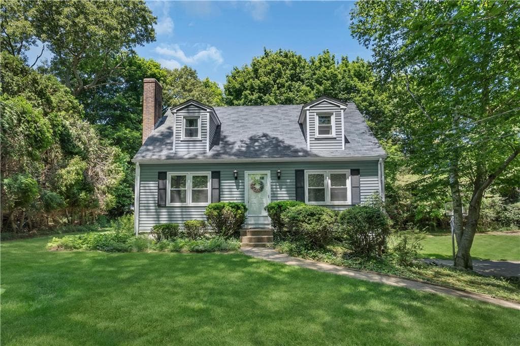 27 Fairway Drive - Photo 2