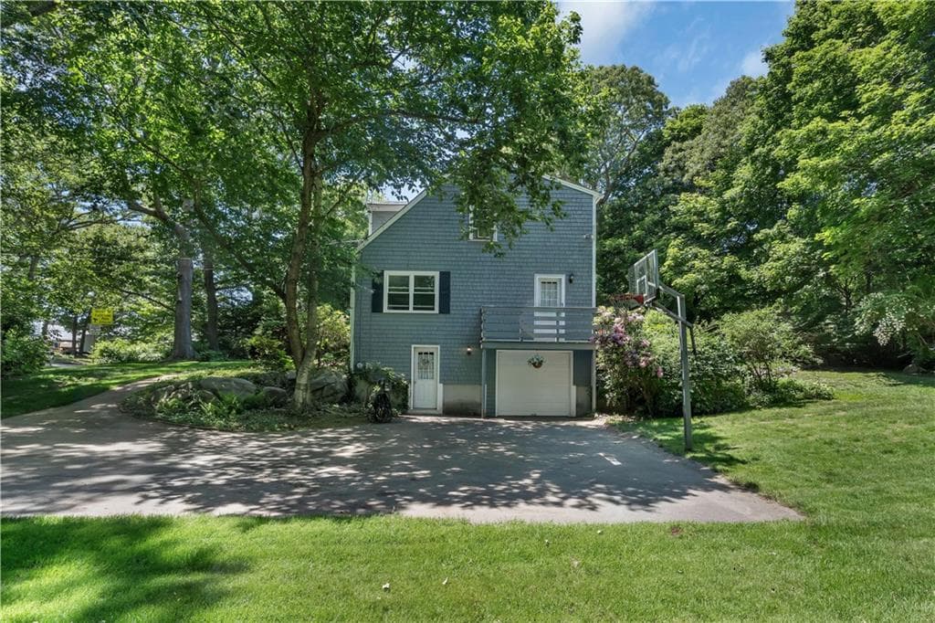 27 Fairway Drive - Photo 3
