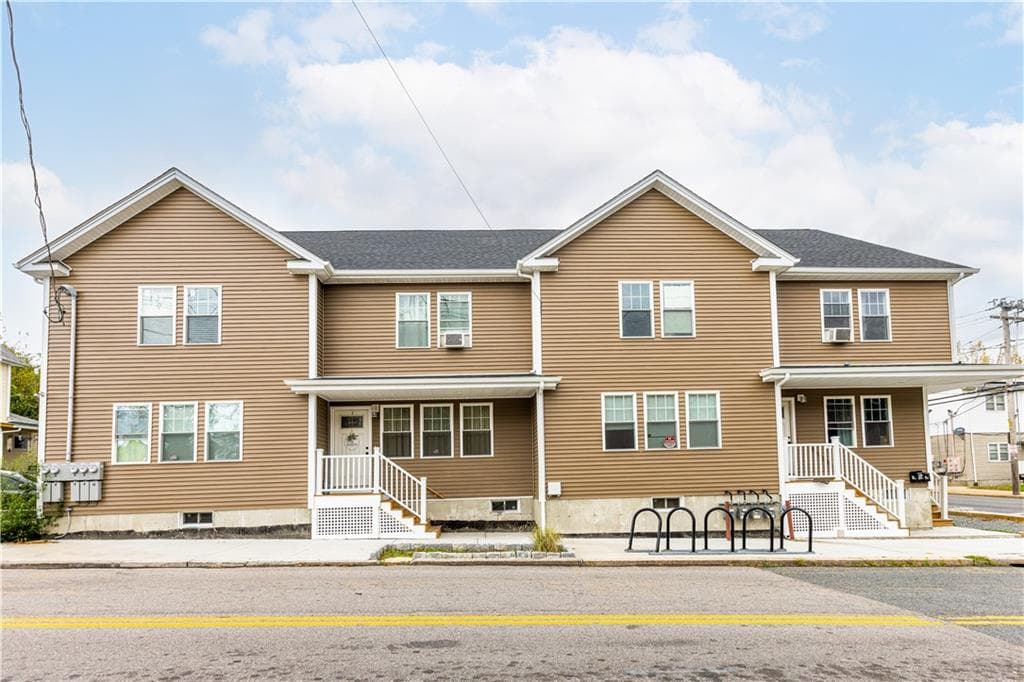 872 Branch Avenue - Photo 3