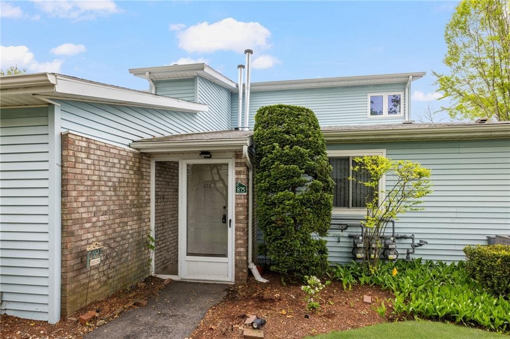 875 Halifax Drive - Photo 5