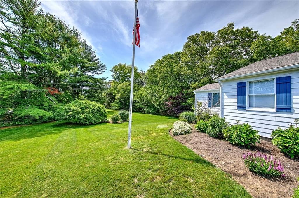 251 Succotash Road - Photo 4