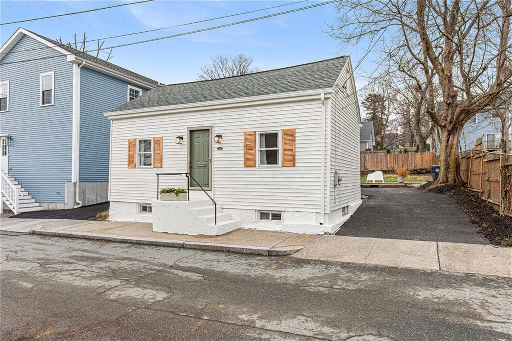 27 Padelford Street - Photo 3