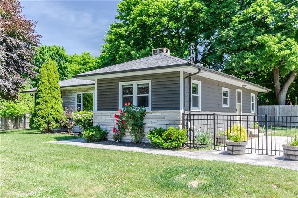 18 Hattie Avenue - Photo 3
