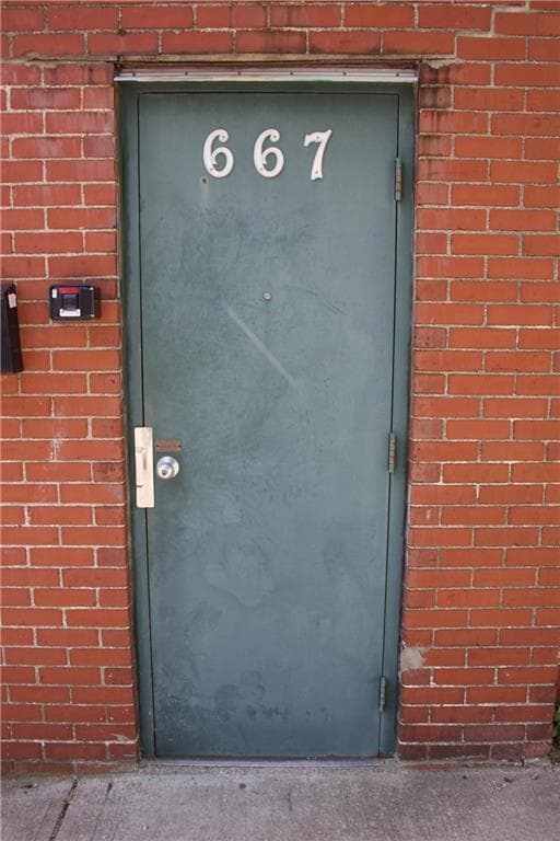 667 Wickenden Street - Photo 3
