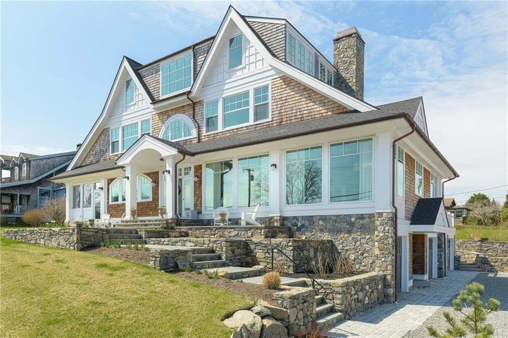 30 Walcott Avenue - Photo 2