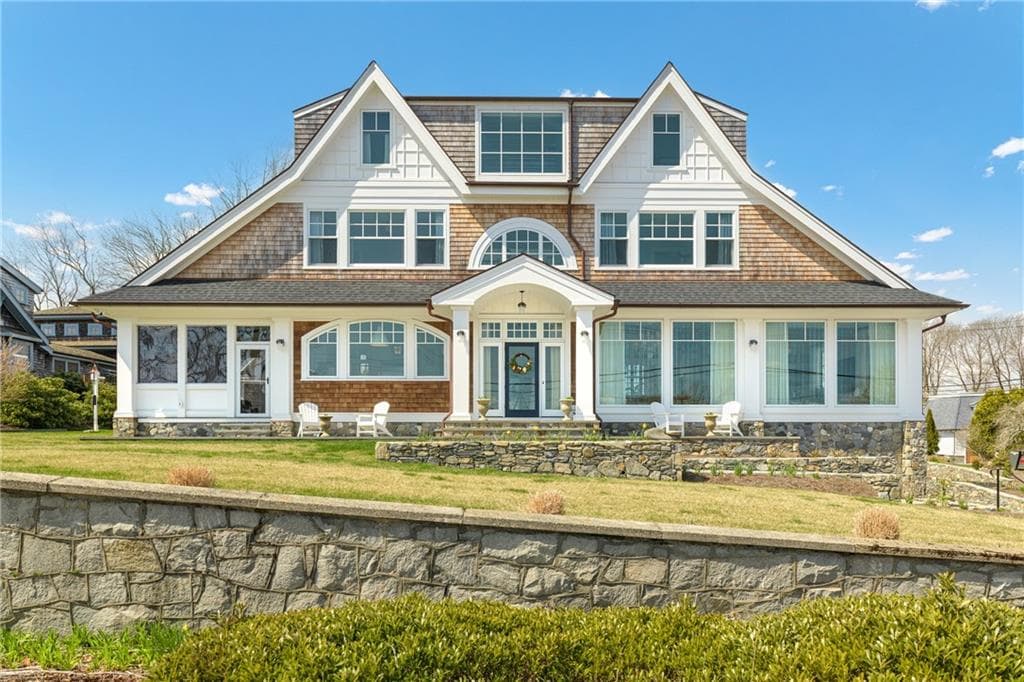 30 Walcott Avenue - Photo 1