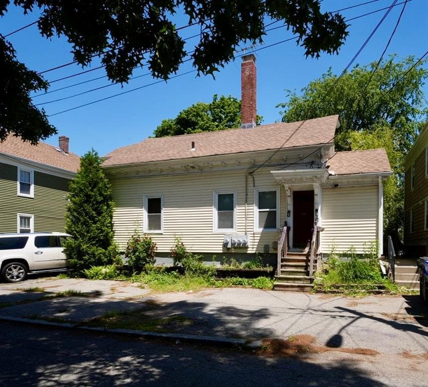 8 Washington Street